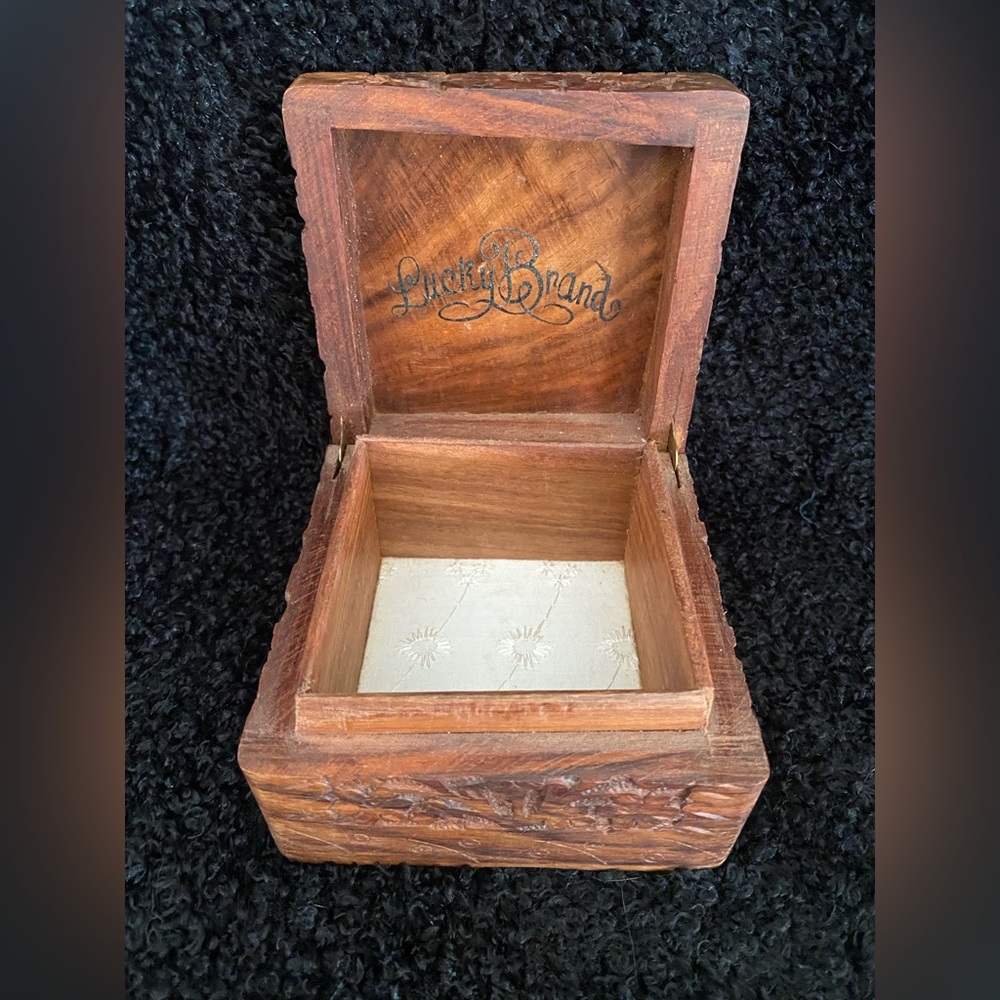 Genuine Lucky Brand Solid Teak Wood Floral Carved Jewelry Box